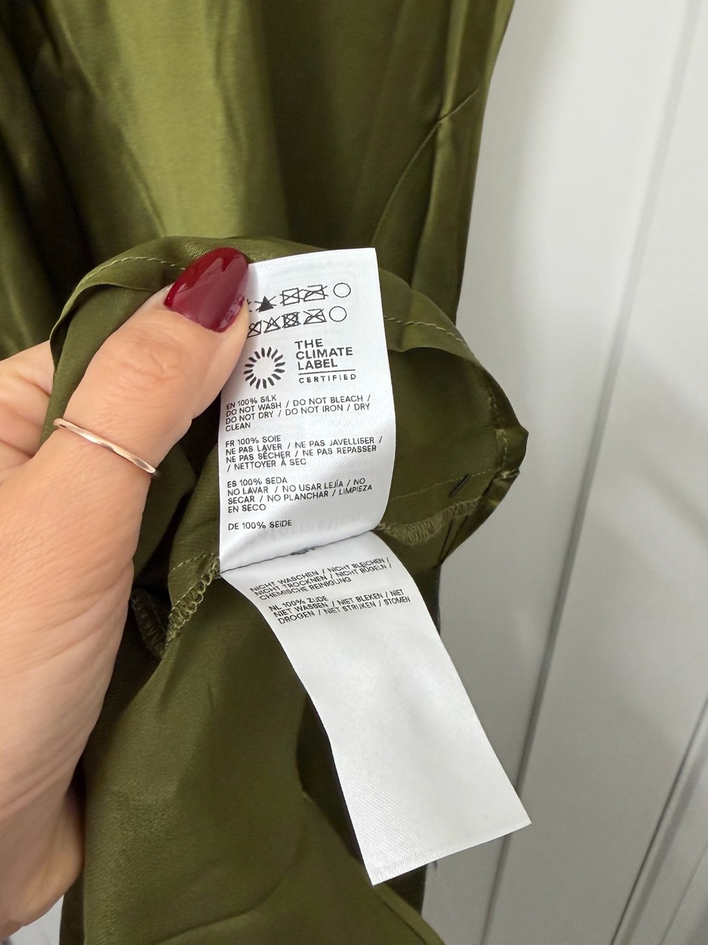 Reformation Pernille Dress in Moss Garden - Picture 8 of 8